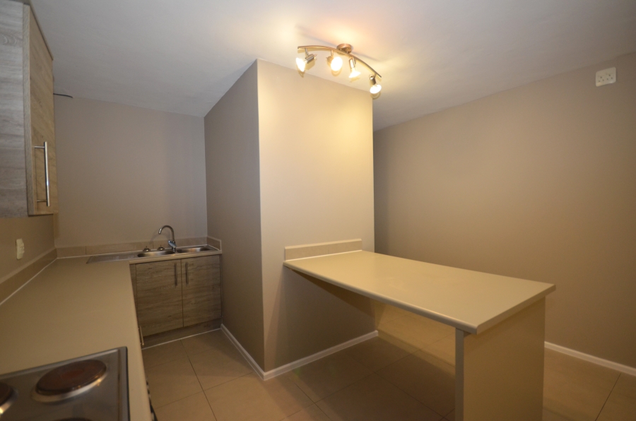 1 Bedroom Property for Sale in Nahoon Valley Park Eastern Cape